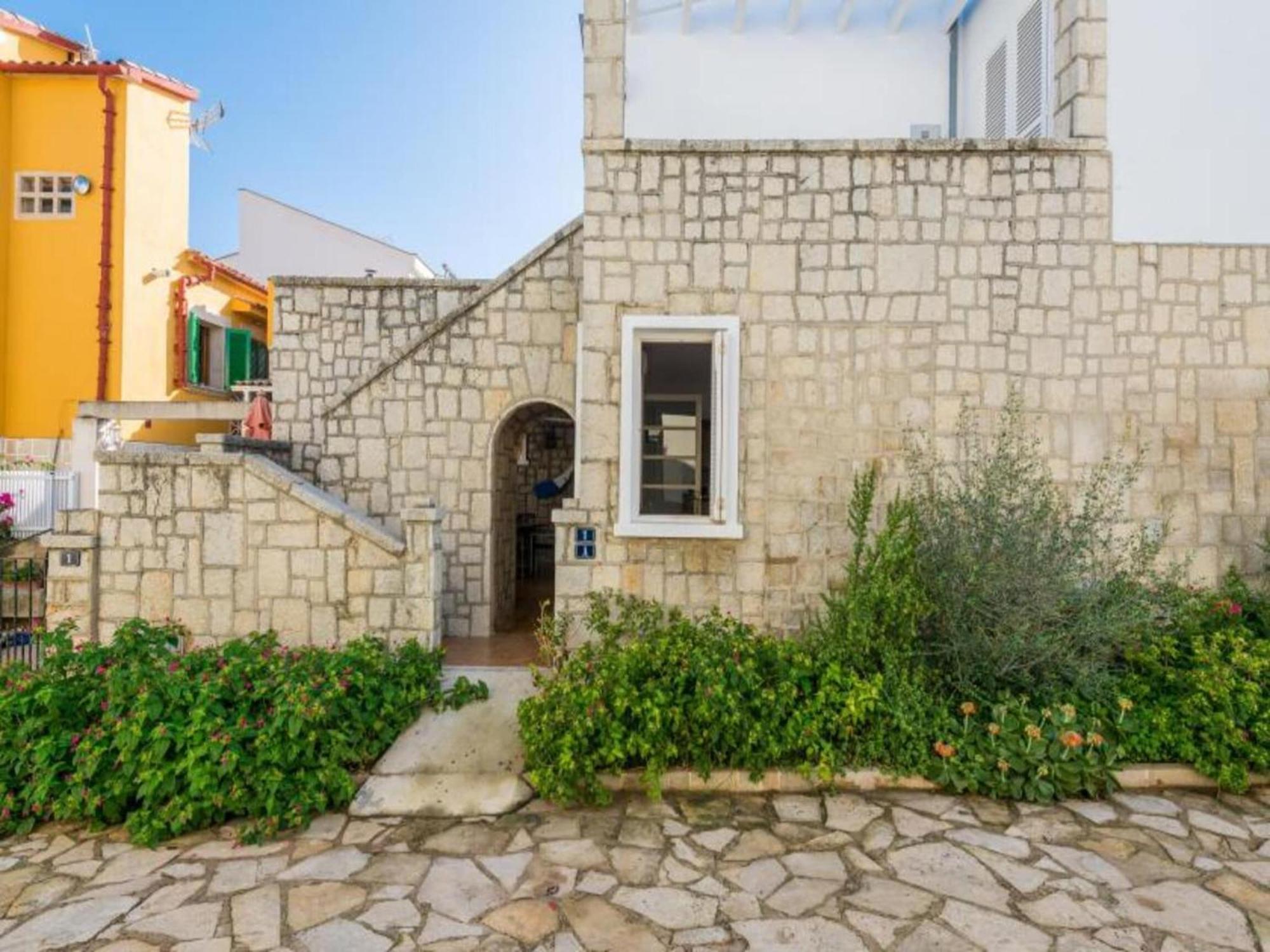 Gorgeous In Marina Manresa Holiday home
